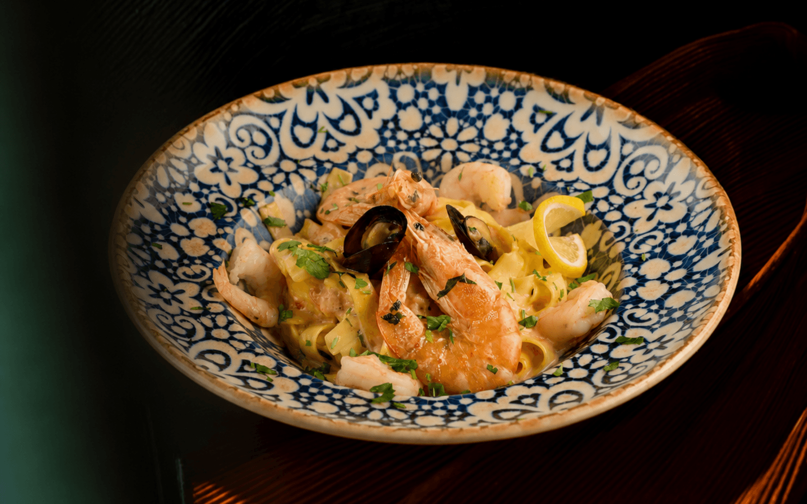 Tagliatelle cu Fructe de Mare si Sos Alb